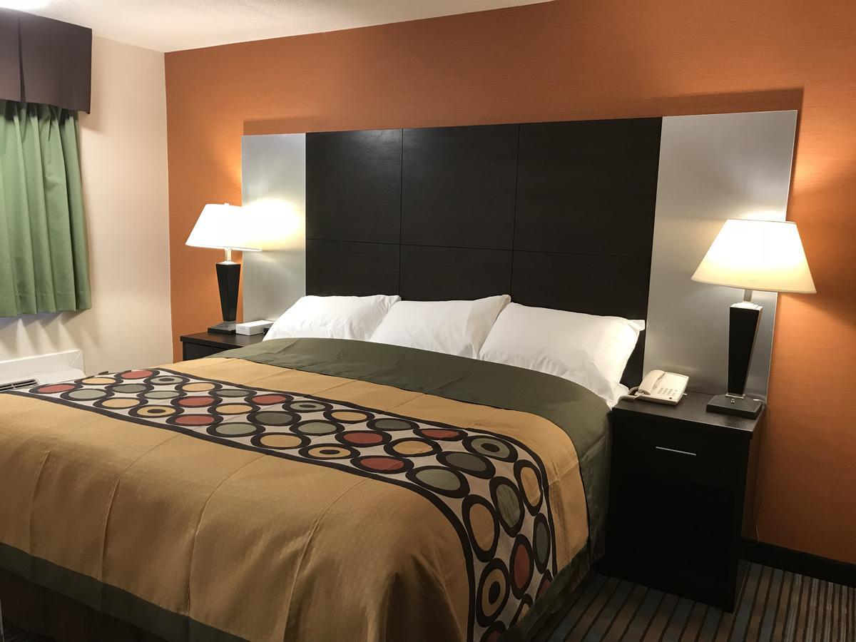 Bay Hill Inns&Suites Neepawa Exteriör bild