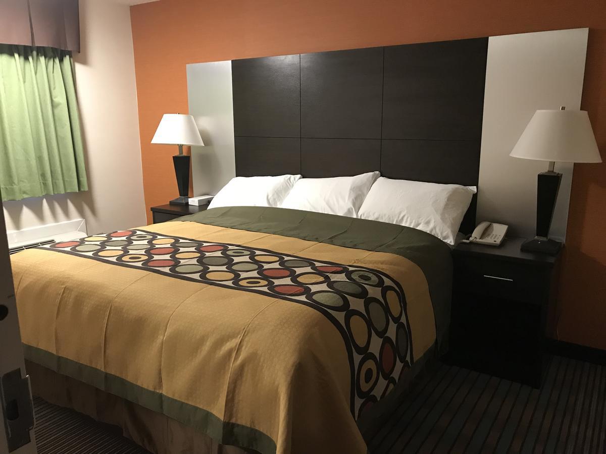 Bay Hill Inns&Suites Neepawa Exteriör bild