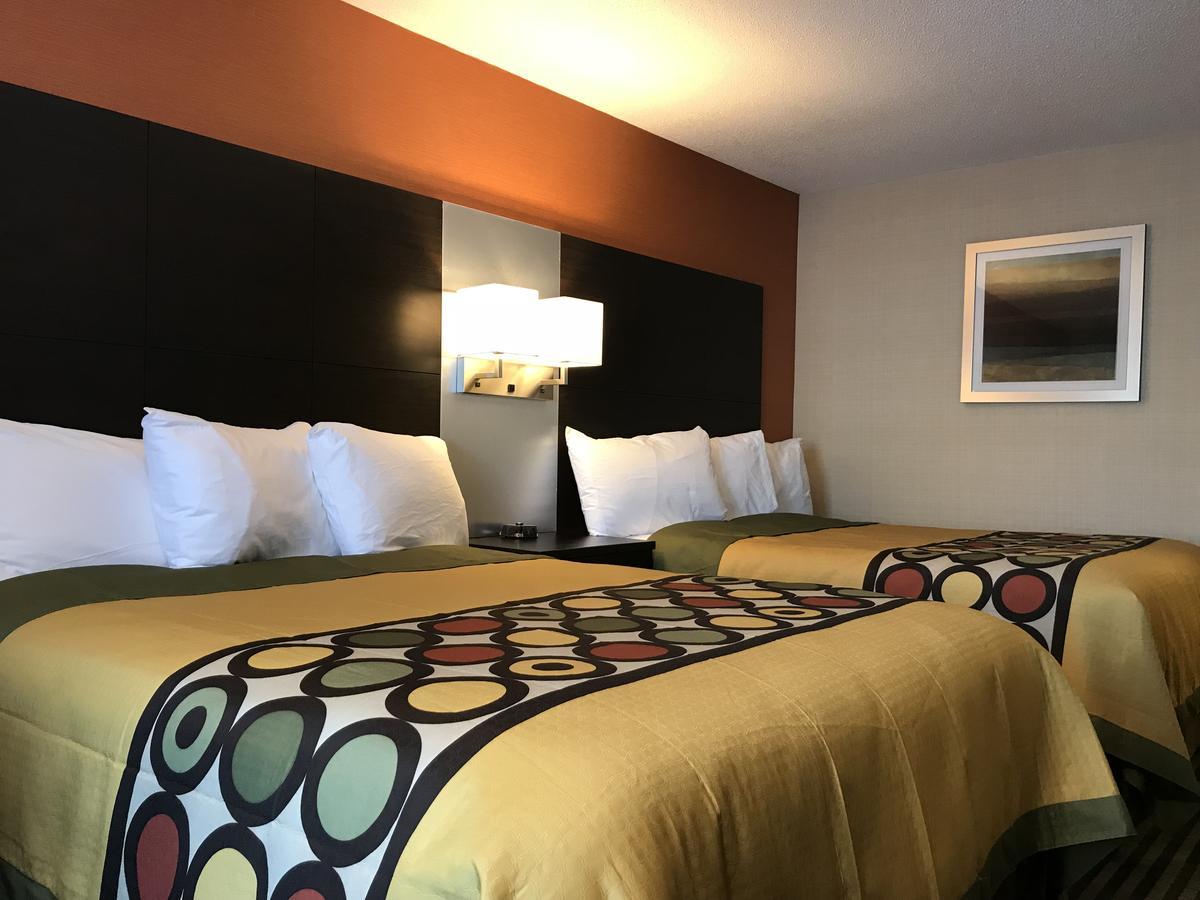 Bay Hill Inns&Suites Neepawa Exteriör bild