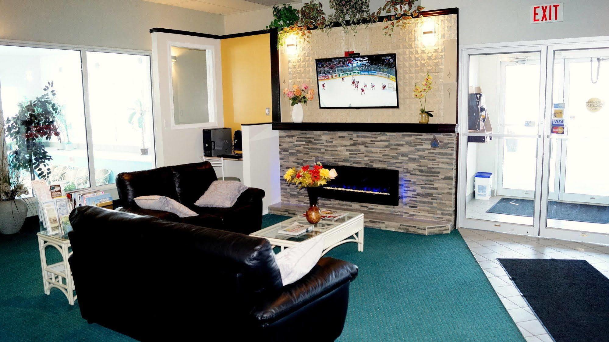 Bay Hill Inns&Suites Neepawa Exteriör bild