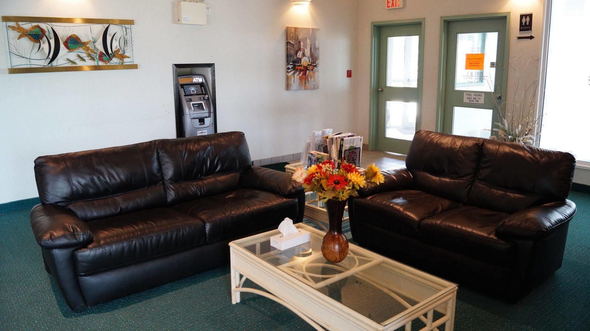 Bay Hill Inns&Suites Neepawa Exteriör bild
